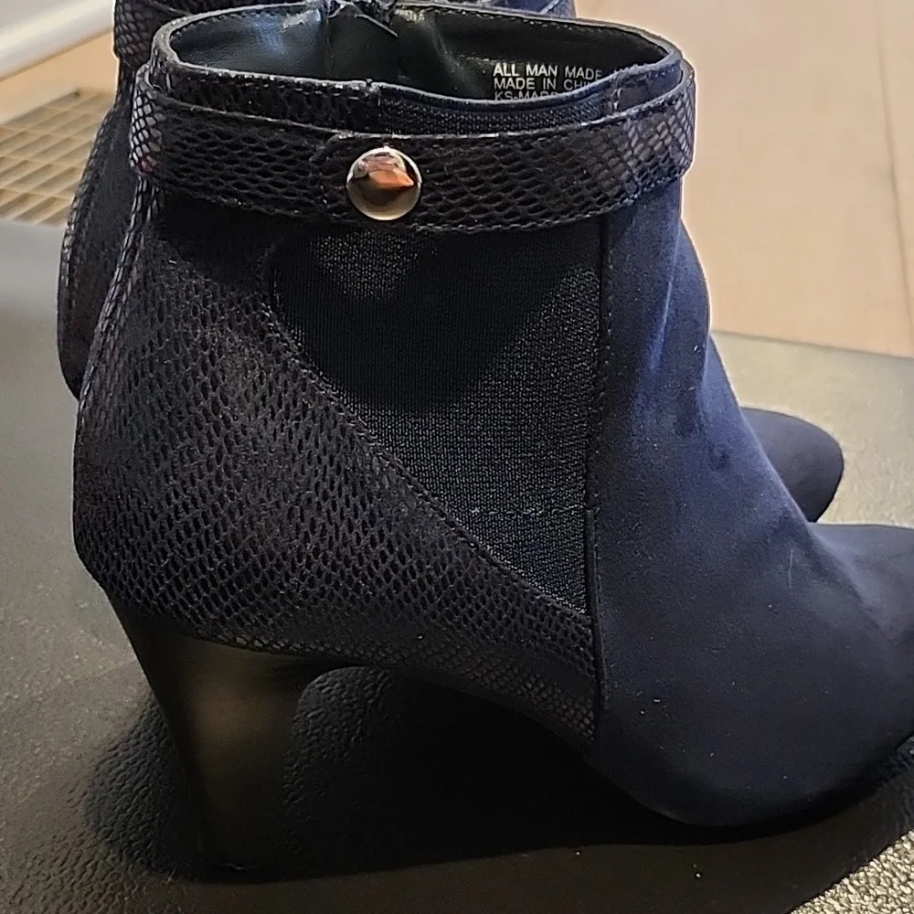 Ankle boot - Picture 2 of 6